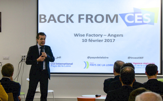 Christophe Béchu, présentant le World Electronics Forum aux participants de la matinée bilan du CES 2017 Christophe Béchu, présentant le World Electronics Forum aux participants de la matinée bilan du CES 2017