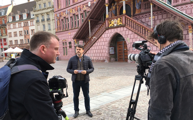 Tournage dans le centre-ville de Mulhouse Tournage dans le centre-ville de Mulhouse