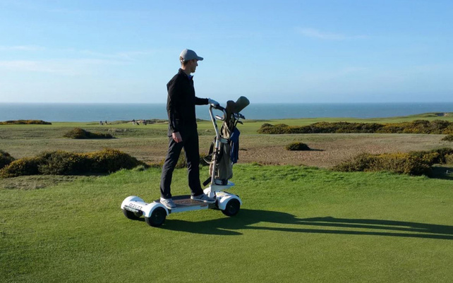 Le Golfboard débarque sur les greens français Le Golfboard débarque sur les greens français