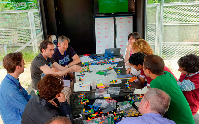 Un atelier thématique qui réunit des citoyens du monde (Photo OuiShare Fest)