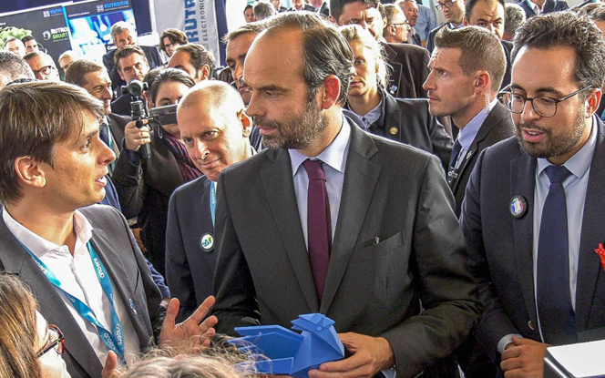 Les associations altermondialistes n'ont pas pu approcher le Premier ministre et son Secrétaire d'Etat au numérique... Les associations altermondialistes n'ont pas pu approcher le Premier ministre et son Secrétaire d'Etat au numérique...