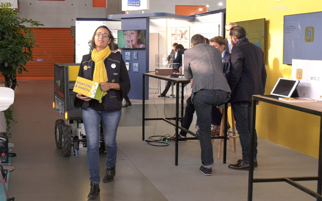 Le Groupe La Poste lors du World Electronics Forum à Angers, en octobre dernier Le Groupe La Poste lors du World Electronics Forum à Angers, en octobre dernier