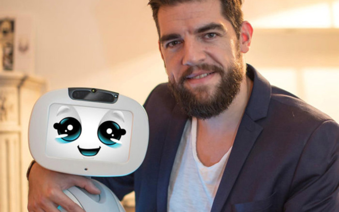 Rodolphe Hasselvander et son petit compagnon Buddy Rodolphe Hasselvander et son petit compagnon Buddy