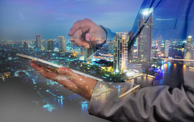 Proposer aux usagers de nouveaux services basés sur de l’interconnexion de données (photo Adobe Stock) Proposer aux usagers de nouveaux services basés sur de l’interconnexion de données (photo Adobe Stock)
