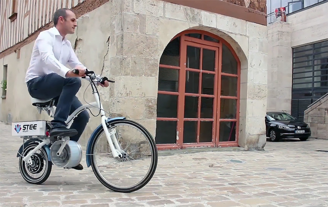 Un prototype U-Feel en test (Extrait vidéo STEE) Un prototype U-Feel en test (Extrait vidéo STEE)