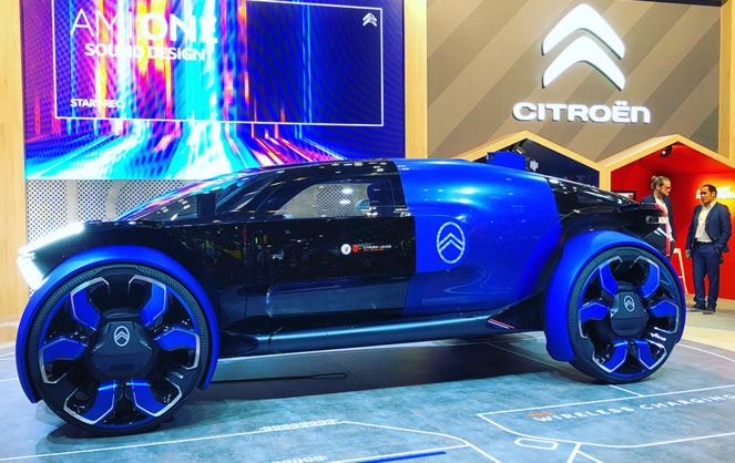 Ce n'était pas le salon de l'automobile, mais le concept car de Citroën, très connecté, a été très suivie.