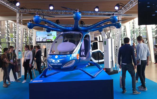 l'Hovertaxi était en bonne place dans l'entrée du dernier VivaTech, à la mi-mai 2019 l'Hovertaxi était en bonne place dans l'entrée du dernier VivaTech, à la mi-mai 2019