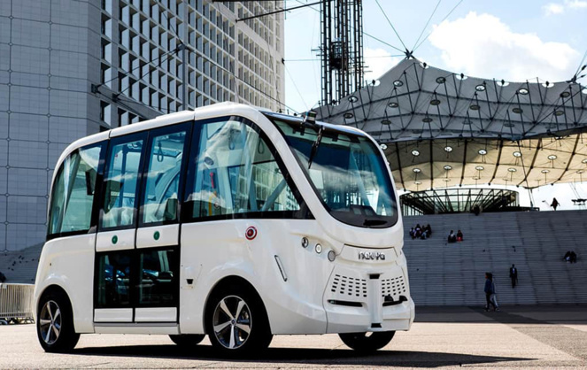 Les navettes Autonom® Shuttles peuvent transporter 15 personnes, en totale autonomie, sans pilote à bord (Photo Navya)