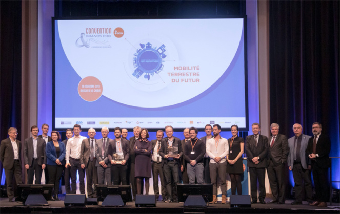 Pour cette nouvelle édition, l’Académie des technologies a récompensé deux startups innovantes dans le secteur de la mobilité terrestre : La startup Mob-Energy dans la catégorie « Technologie » et la startup Groupeer technologies dans la catégorie « Technologies et société » (Photo Académie des technologies) Pour cette nouvelle édition, l’Académie des technologies a récompensé deux startups innovantes dans le secteur de la mobilité terrestre : La startup Mob-Energy dans la catégorie « Technologie » et la startup Groupeer technologies dans la catégorie « Technologies et société » (Photo Académie des technologies)
