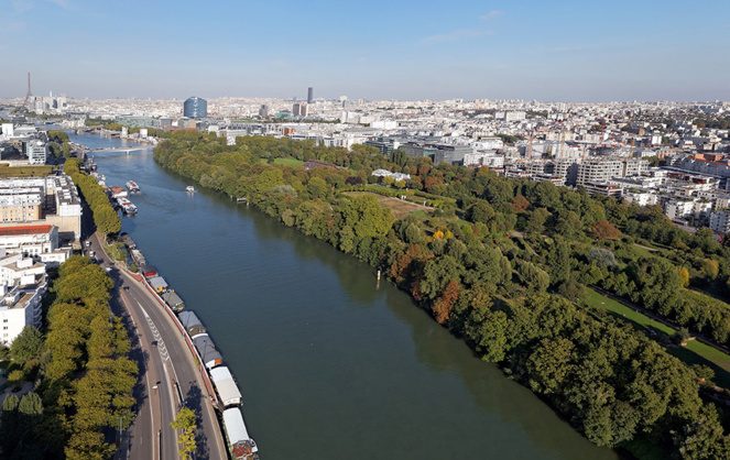 Vue aérienne d'une partie de la ville d'Issy-les-Moulineaux (Photo aérienne OPTI)