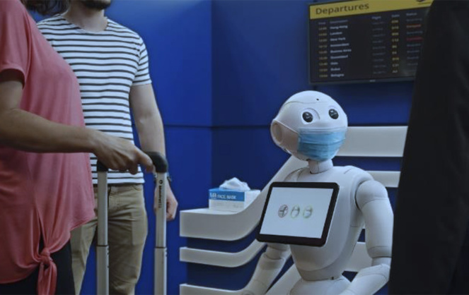 Pepper le robot peut désormais surveiller et prévenir ceux qui ne portent pas de masque (photo SoftBank Robotics)
