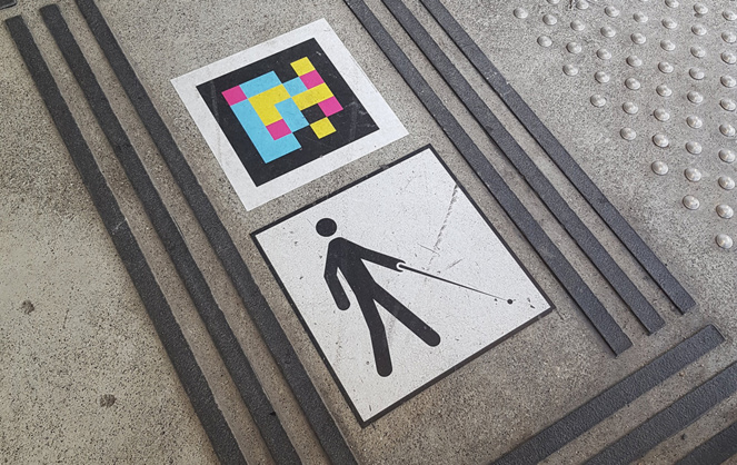 QR code Nagilens posé sur le sol (Photo Keolis île-de-France) QR code Nagilens posé sur le sol (Photo Keolis île-de-France)