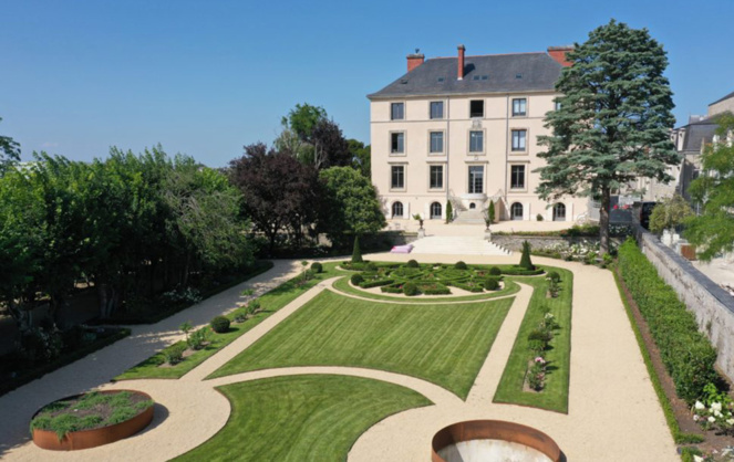 La Villa Médicis d'Angers, coté jardin, un lieu propice à la créativité, surtout en été (photo Angers French Tech)