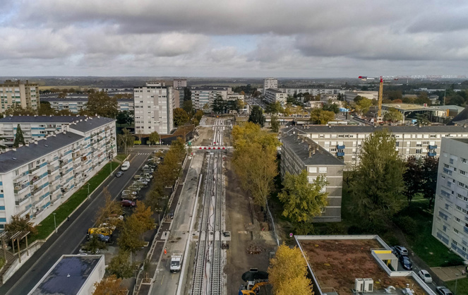 Le quartier de Monplaisir, en cours de rénovation urbaine, va bénéficier du 5eme réseau de chaleur d'Angers (photo drone A l'Ouest Images) Le quartier de Monplaisir, en cours de rénovation urbaine, va bénéficier du 5eme réseau de chaleur d'Angers (photo drone A l'Ouest Images)