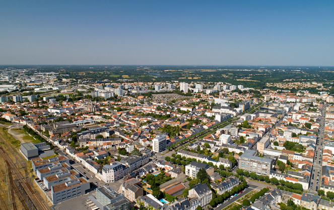 La Roche-sur-Yon (Vendéeé), un ville qui revitalise son centre pour le rendre plus attractif (photo Adobe Stock)
