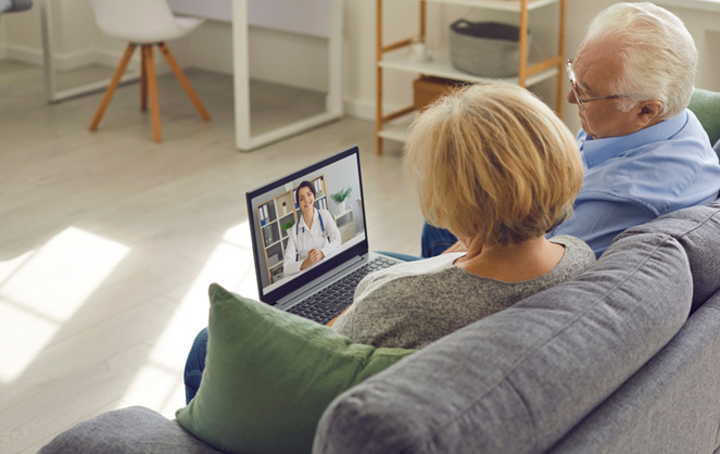 HappyVisio permet aux personnes isolées de suivre des conférences et des ateliers avec les professionnels (photo d'illustration Adobe Stock)