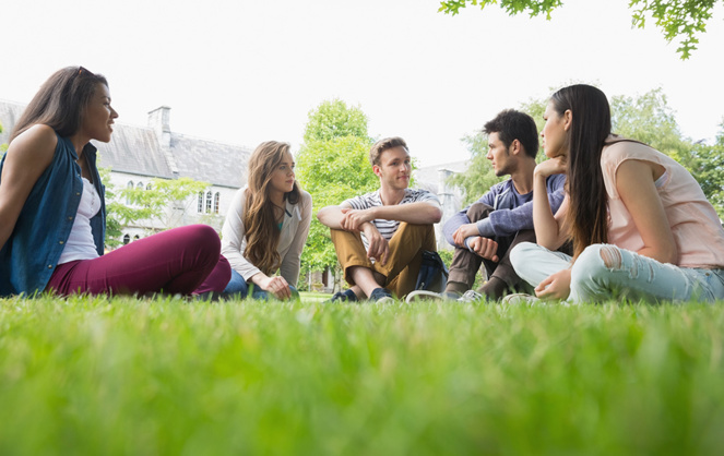 Des étudiants désormais très engagés dans le développement durable. Un gage pour l'avenir (Photo d'illustration Adobe Stock)