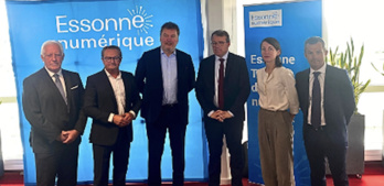Le syndicat Essonne Numérique signe son MGP  Le syndicat Essonne Numérique signe son MGP