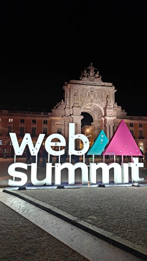 Web Summit 2025 : ce que les villes doivent retenir de la nouvelle vague d’IA et de robotique Web Summit 2025 : ce que les villes doivent retenir de la nouvelle vague d’IA et de robotique