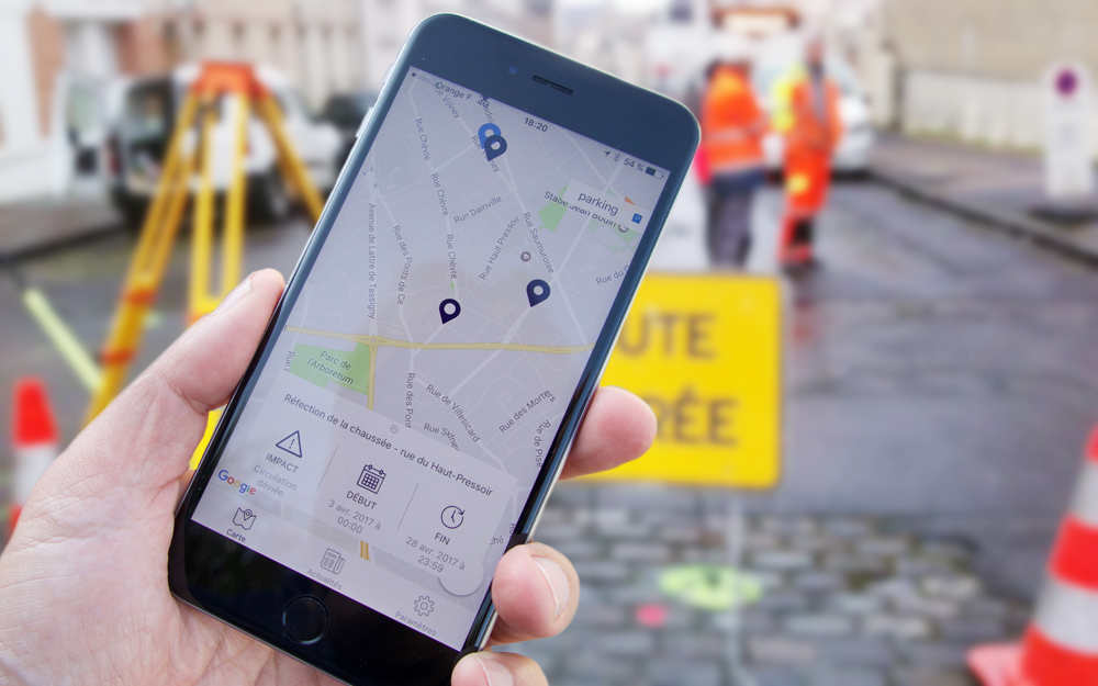 Simple et pratique, l'appli Info Travaux de la ville d'Angers (photo Y. Sourisseau) Simple et pratique, l'appli Info Travaux de la ville d'Angers (photo Y. Sourisseau)