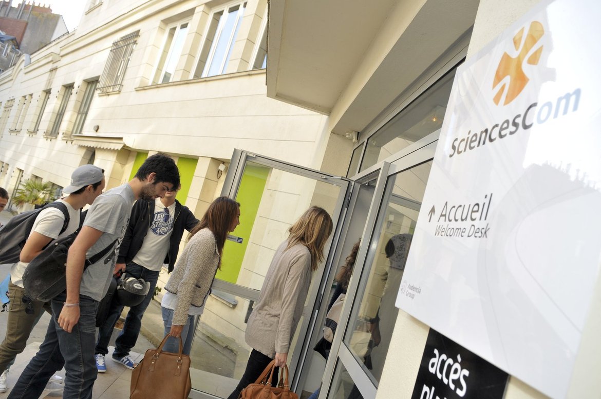 Vous habitez Nantes, Angers et Chartres, donnez votre point de vue sur la Smart City Vous habitez Nantes, Angers et Chartres, donnez votre point de vue sur la Smart City