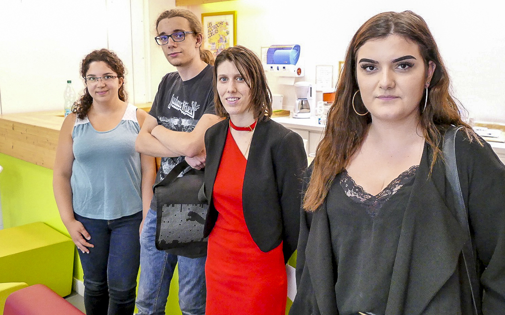 Les jeunes volontaires, rencontrés au point J d'Angers : de gauche à droite, Mélanie, Mathis, Alexia et Valentine Les jeunes volontaires, rencontrés au point J d'Angers : de gauche à droite, Mélanie, Mathis, Alexia et Valentine