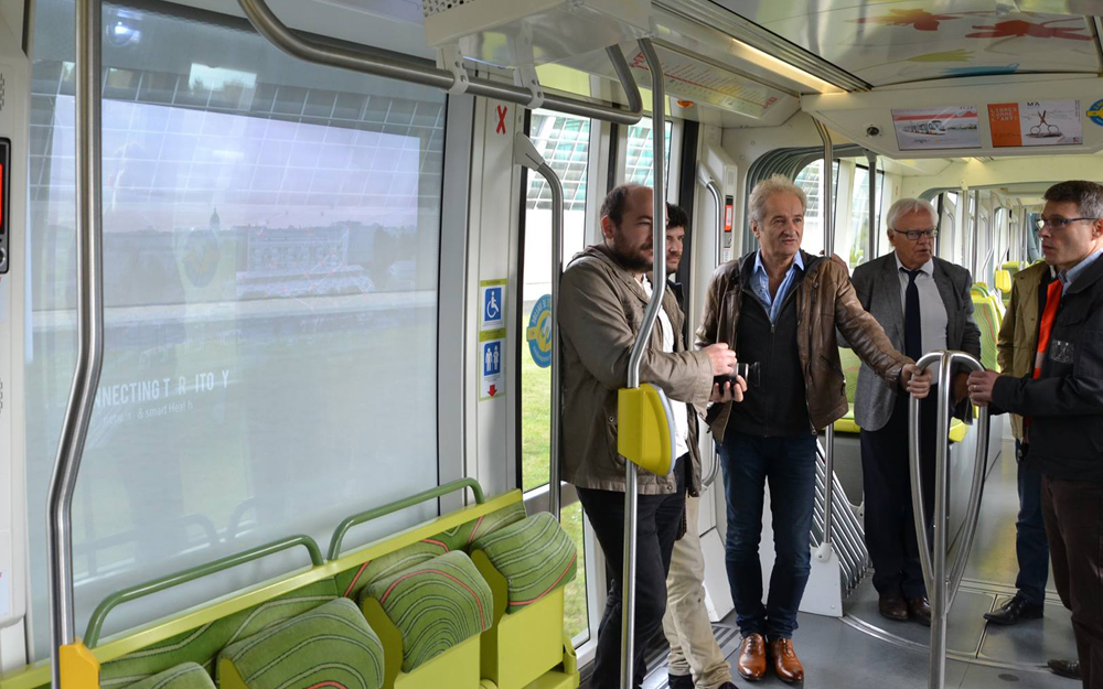 La présentation du premier écran ce matin, par  AEon Création (Photo Keolis)