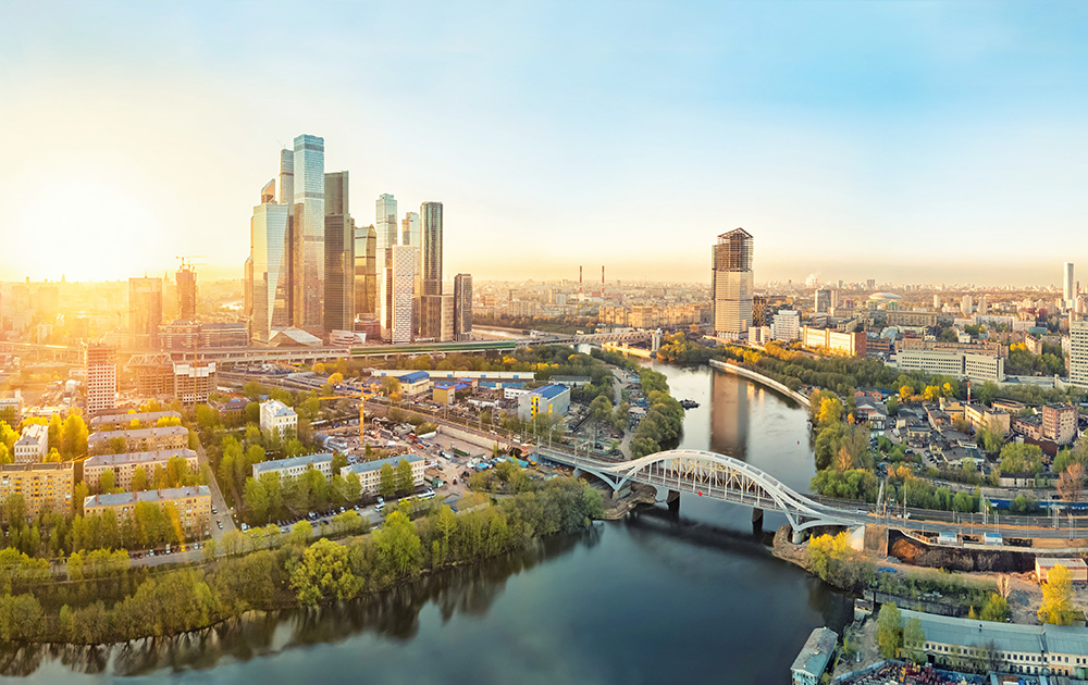 La réussite de la ville intelligente  l’emploi et la collaborations des usagers (photo Adobe Stock) La réussite de la ville intelligente  l’emploi et la collaborations des usagers (photo Adobe Stock)