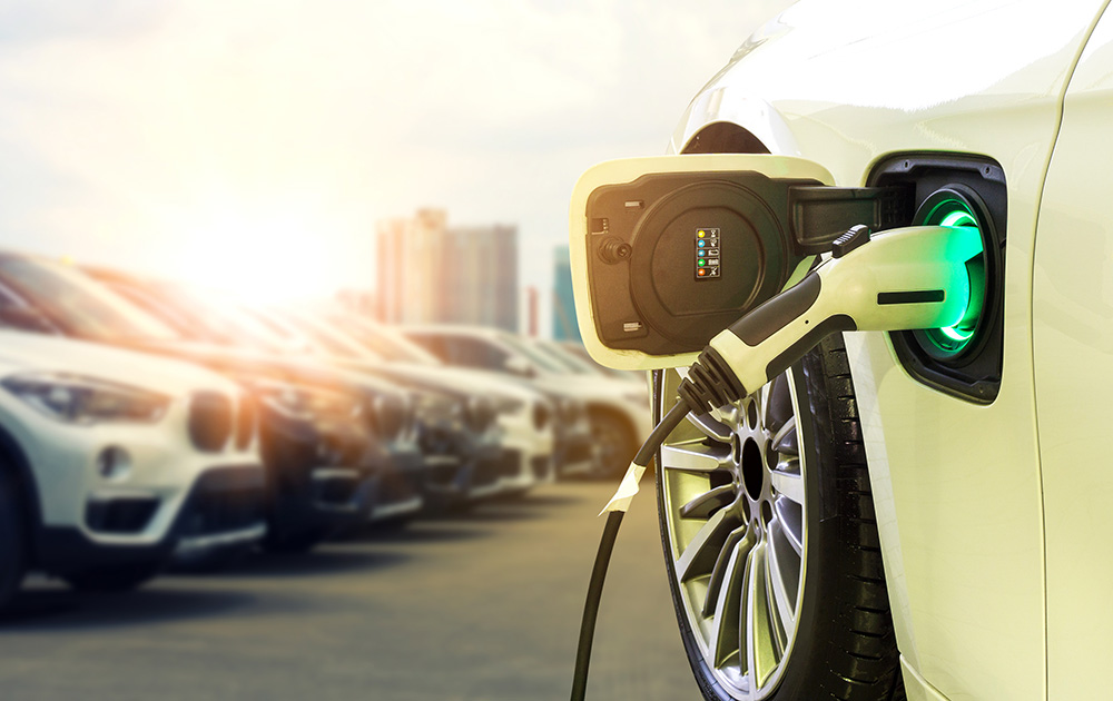 La voiture électrique un marché qui connait une croissance exponentielle (photo Adobe Stock)