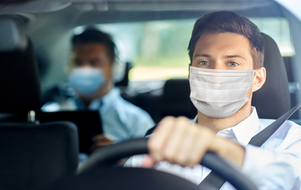 Le covoiturage en période post-confinement, un moyen écologique pour éviter le retour de la voiture en grand nombre en ville (Photo Adobe Stock) Le covoiturage en période post-confinement, un moyen écologique pour éviter le retour de la voiture en grand nombre en ville (Photo Adobe Stock)