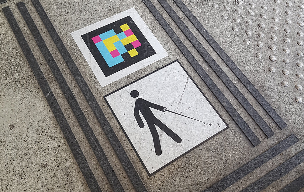 QR code Nagilens posé sur le sol (Photo Keolis île-de-France) QR code Nagilens posé sur le sol (Photo Keolis île-de-France)