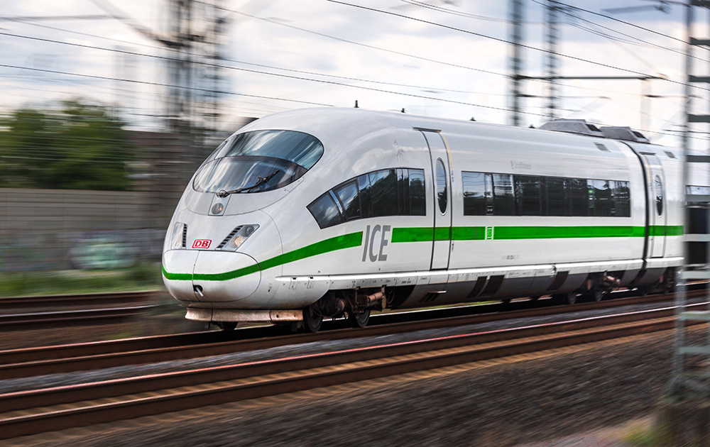 Train allemand dans la Rhénanie du Nord-Westphalie (Photo d’archive Adobe Stock)