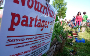 Planter, arroser, partager, les mots d’ordre du collectif « Incroyables Comestibles » Planter, arroser, partager, les mots d’ordre du collectif « Incroyables Comestibles »